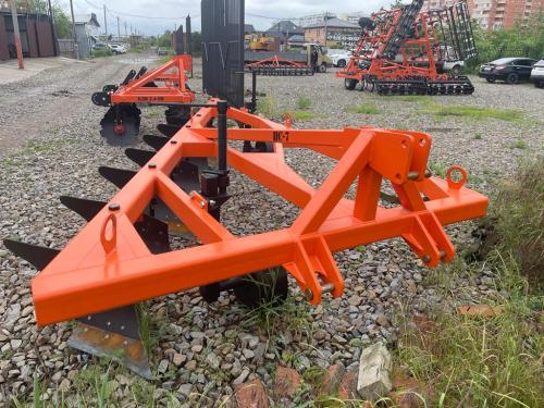 Плуг отвальный ПЛН 7-35 (7 корпусов) купить в Саратове – «БДН-АгроКубань»