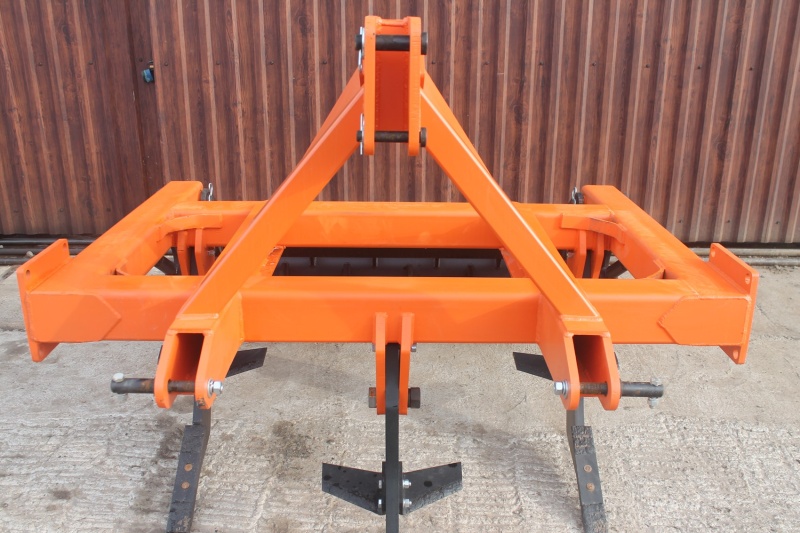 Плуг чизельный ПЧН-1,6 с зубчатым катком купить в Саратове – «БДН-АгроКубань», 5