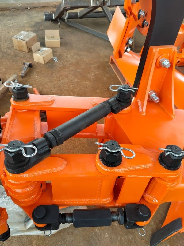 Плуг навесной оборотный 3/35 купить в Саратове – «БДН-АгроКубань», 7