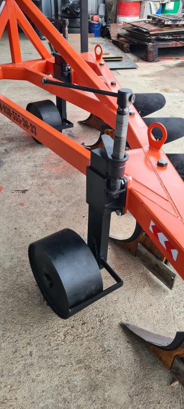 Плуг отвальный ПЛН 5-35 (5 корпусов) купить в Саратове – «БДН-АгроКубань», 7