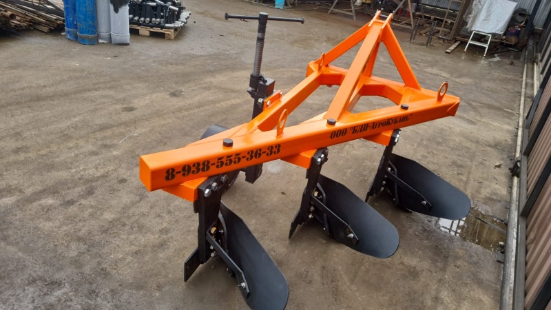 Плуг отвальный ПЛН 3-35 (3 корпуса) купить в Саратове – «БДН-АгроКубань»