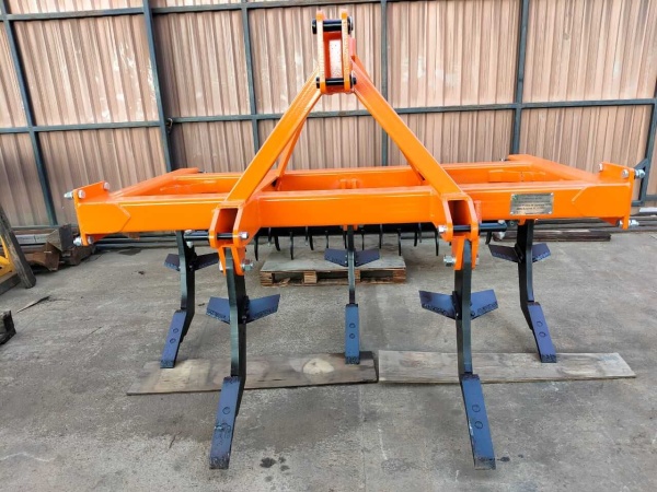 Плуг чизельный навесной ПЧН-2,1Н с зубчатым катком купить в Саратове – «БДН-АгроКубань», 5