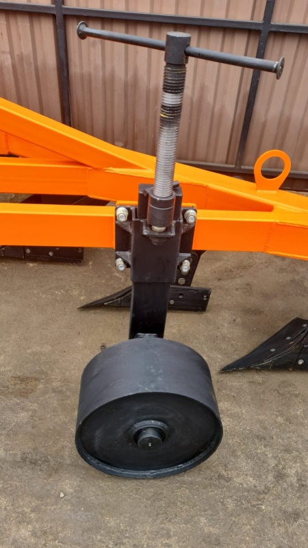 Плуг отвальный ПЛН 3-35 (3 корпуса) купить в Саратове – «БДН-АгроКубань», 4